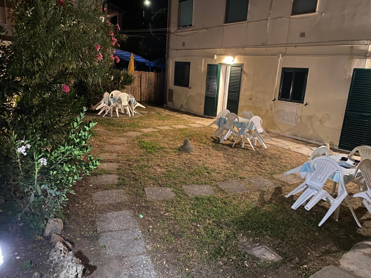 Apartamento Le Tre Isolette A 200M Dal Mare Marina Di Pisa Exterior foto