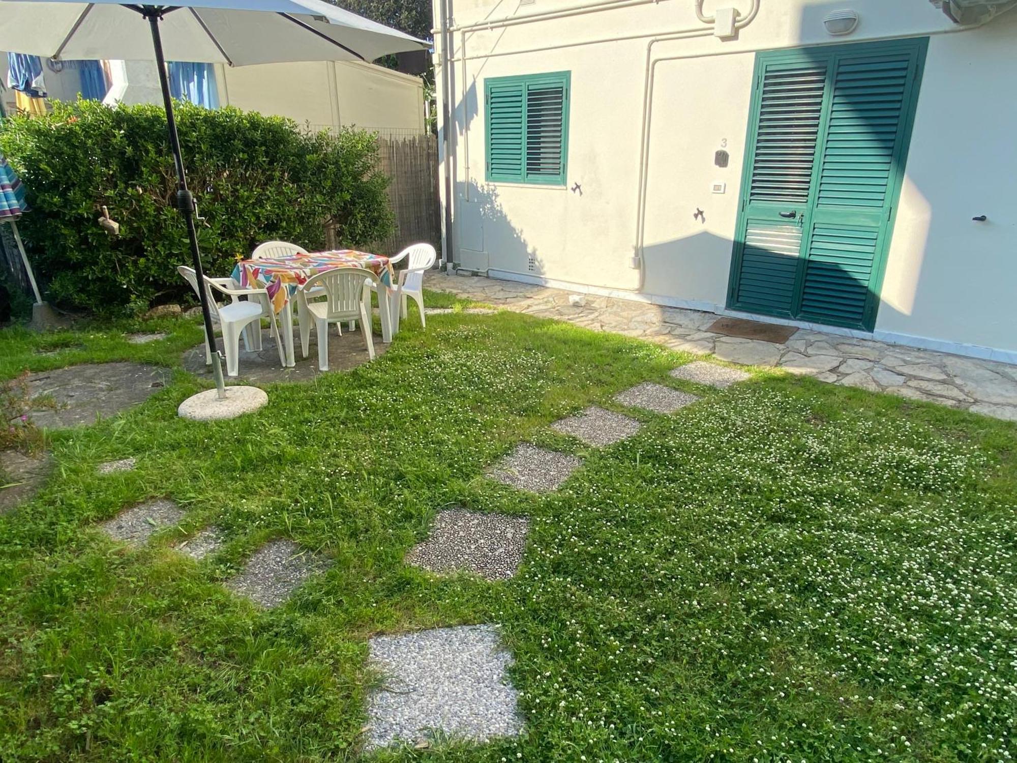 Apartamento Le Tre Isolette A 200M Dal Mare Marina Di Pisa Exterior foto