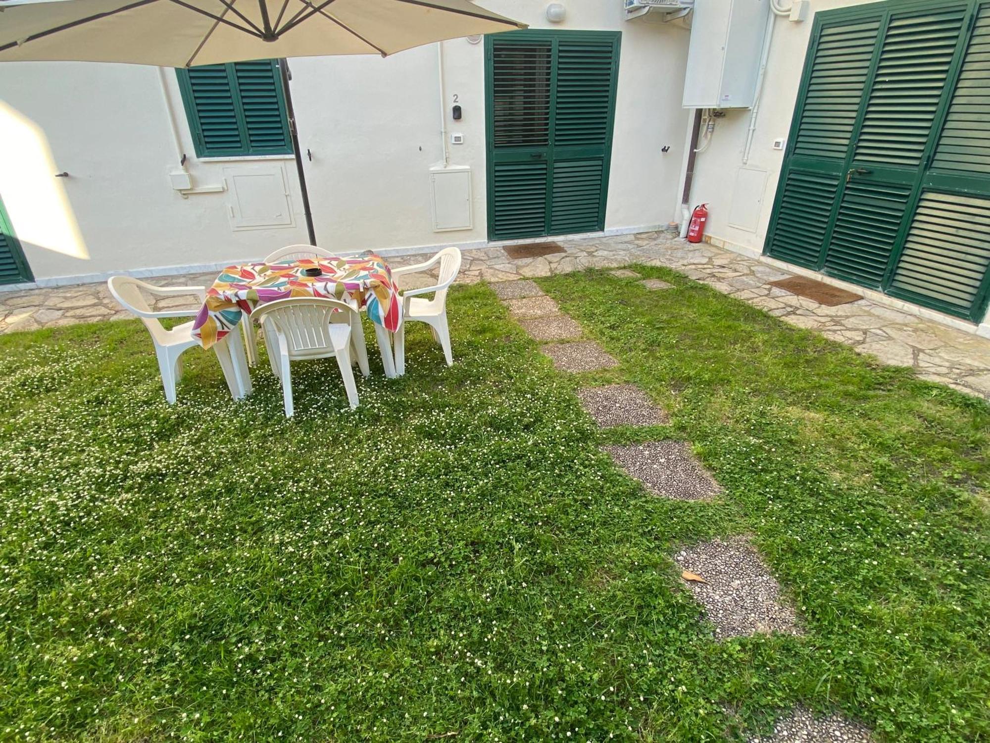 Apartamento Le Tre Isolette A 200M Dal Mare Marina Di Pisa Exterior foto