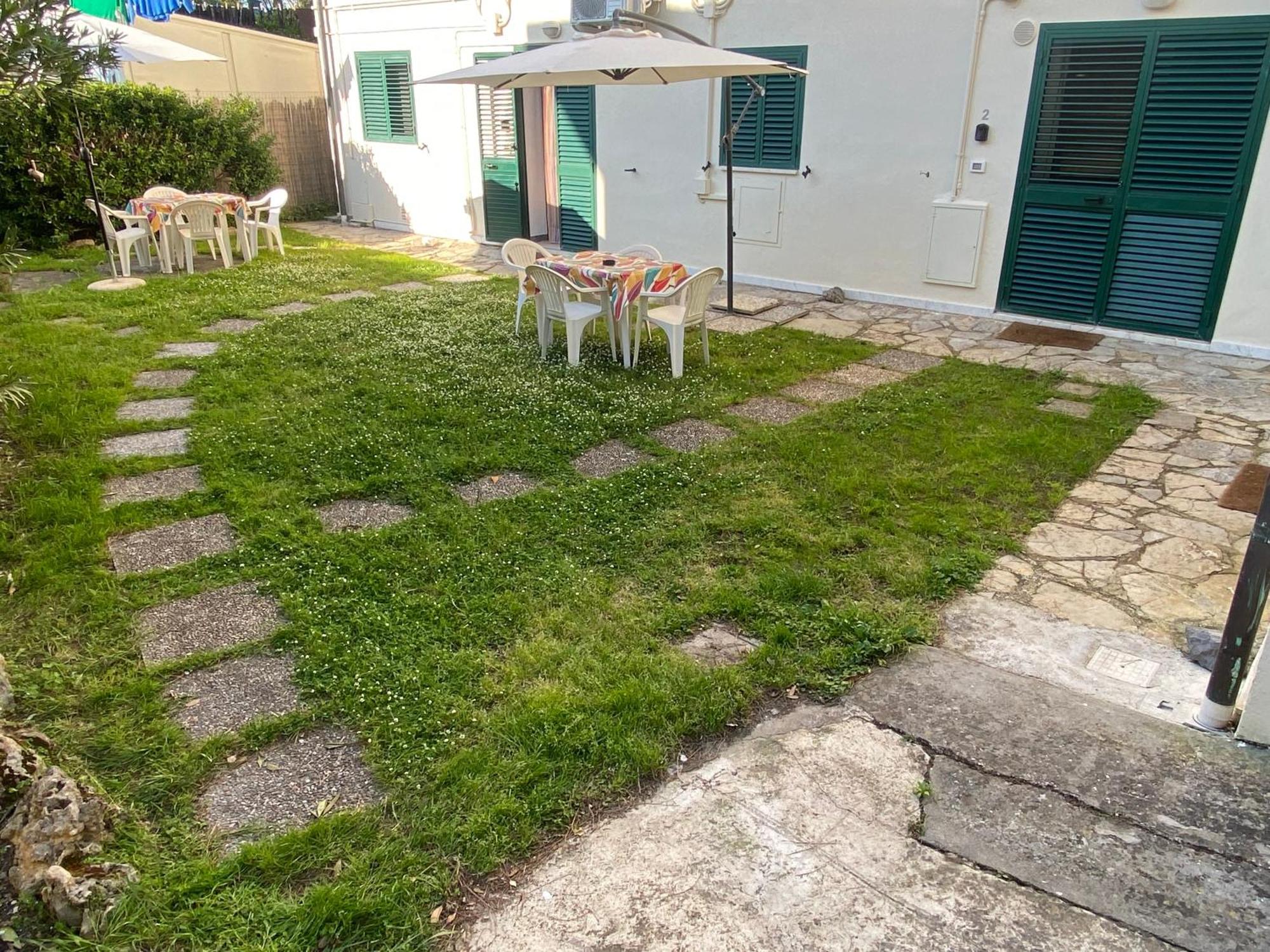 Apartamento Le Tre Isolette A 200M Dal Mare Marina Di Pisa Exterior foto